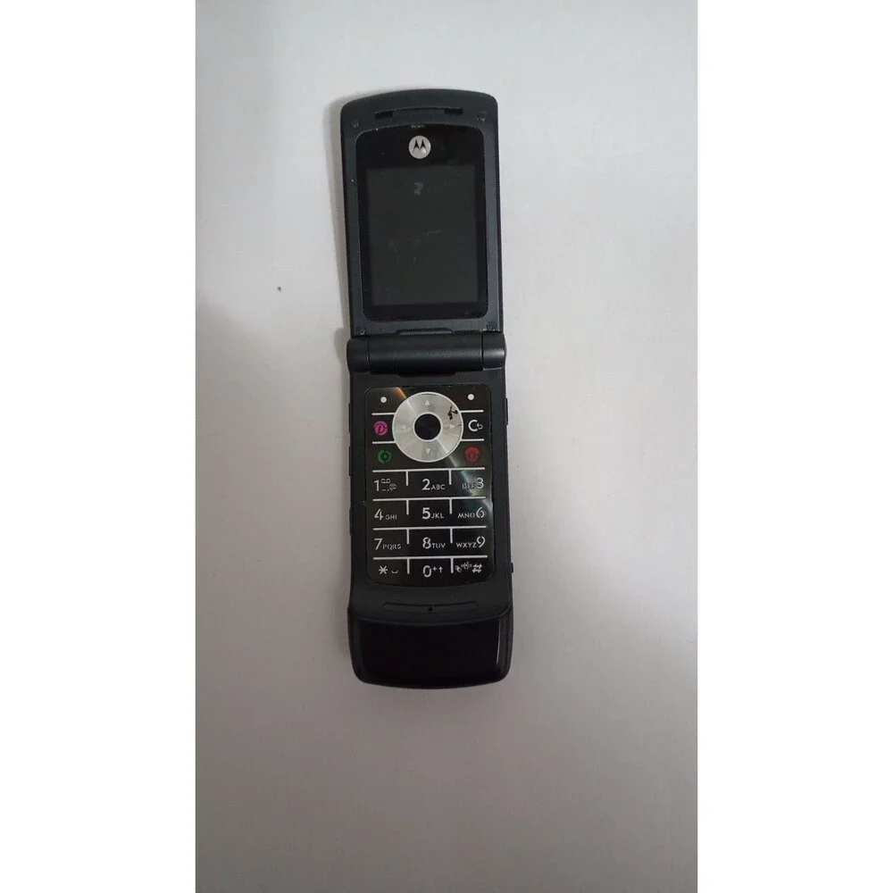 Motorola W490 T-Mobile 3G Flip Phone W/ Case No Charger Untested